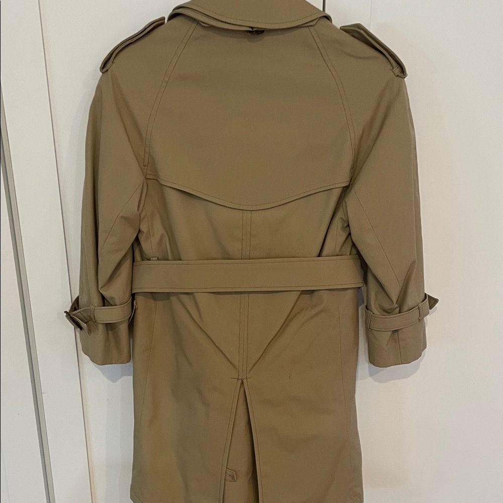 Saks Fifth Avenue Boys Double-Breasted Tan Trench Coat - Picture 3 of 8